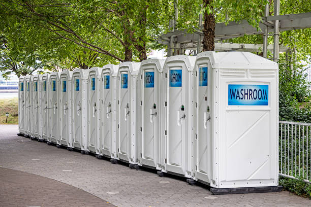 Best Porta potty rental near me  in Lambert, MS